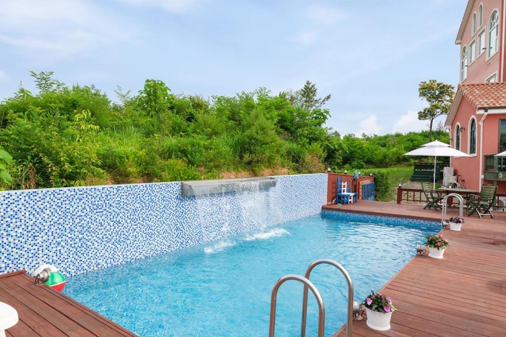 Gangneung Mirabell Spa Pension Εξωτερικό φωτογραφία